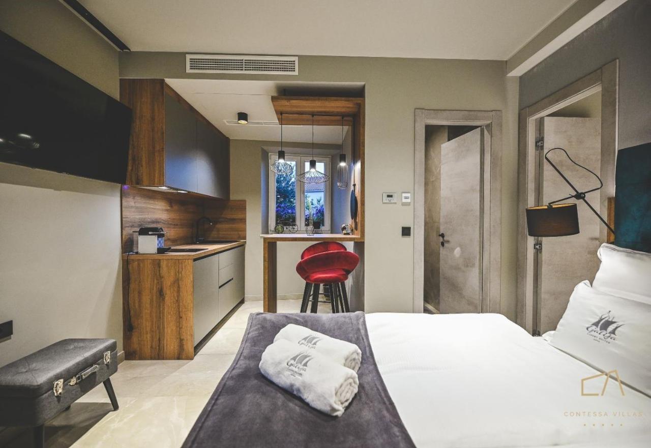 Galija Luxury Suites Кърк Екстериор снимка